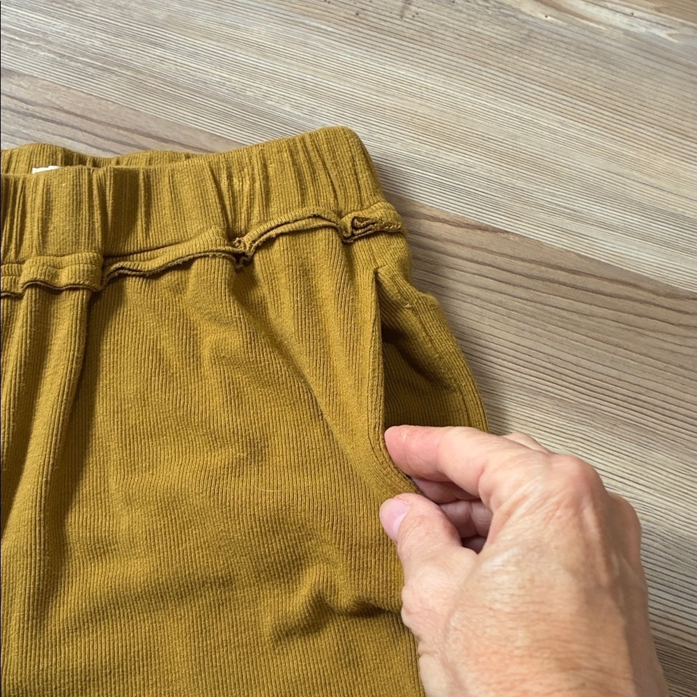 Paper Crane Wide leg Ribbed Pants Women M Pull on Stretchy Pockets Leisure - Picture 6 of 10